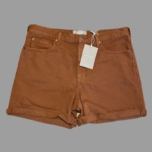 “The Denim Short” by Everlane in Canyon color. Never worn. New with tags.